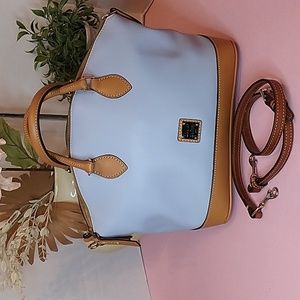 Dooney & Bourke Bag 16x11x7"